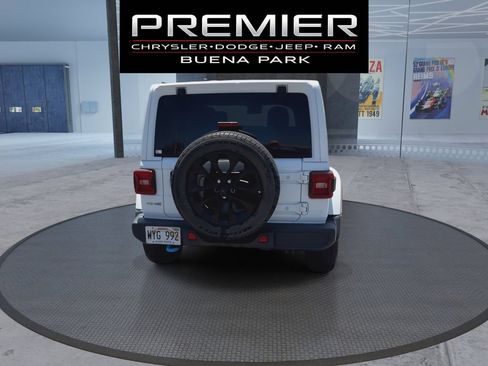 Certified 2024 Jeep Wrangler Unlimited Sahara AWD/4WD image 7
