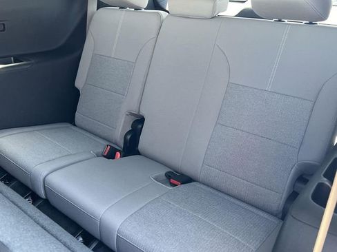 New 2025 GMC Acadia Elevation image 26