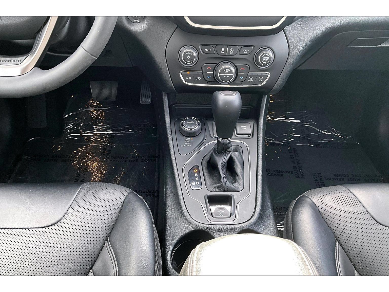 Used 2022 Jeep Cherokee Latitude Lux AWD/4WD image 18