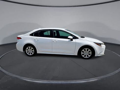 Certified 2024 Toyota Corolla LE FWD image 9