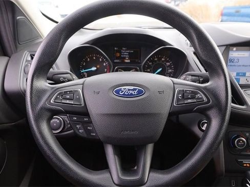 Used 2019 Ford Escape SE image 11