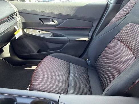 New 2026 Nissan Sentra SR FWD image 23