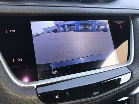 Used 2022 Cadillac XT5 Premium Luxury AWD/4WD image 17
