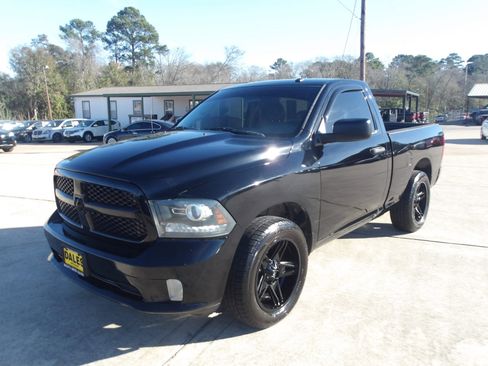 Used 2014 RAM 1500 Express image 2