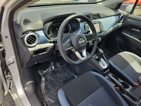 New 2025 Nissan Versa SV w/ Trunk Package FWD image 14