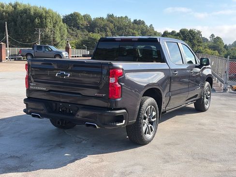 Used 2024 Chevrolet Silverado 1500 RST AWD/4WD image 3