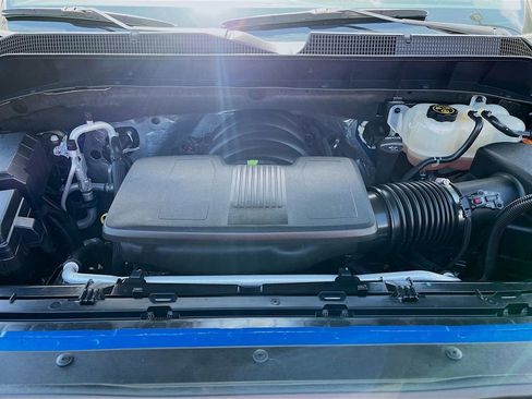 Used 2022 Chevrolet Silverado 1500 LTZ w/ LTZ Convenience Package II image 32