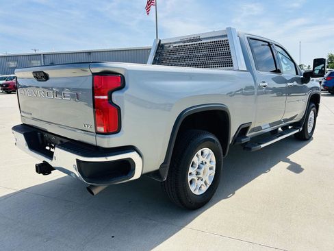 Used 2024 Chevrolet Silverado 3500 LTZ w/ LTZ Plus Package AWD/4WD image 43
