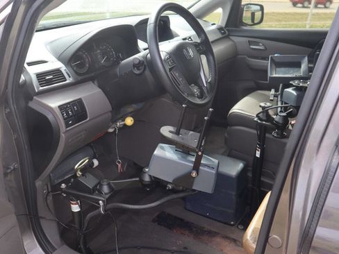 Used 2011 Honda Odyssey EX-L image 27
