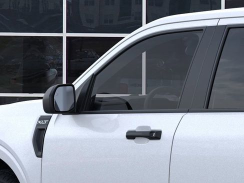 New 2025 Ford Maverick XLT image 21