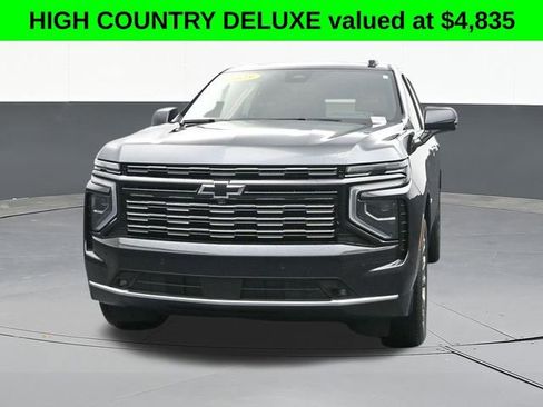 Used 2025 Chevrolet Tahoe High Country AWD/4WD image 2
