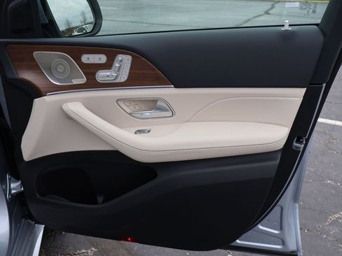 New 2026 Mercedes-Benz GLE 350 4MATIC image 13