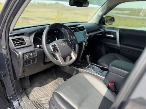 Used 2024 Toyota 4Runner Limited image 18