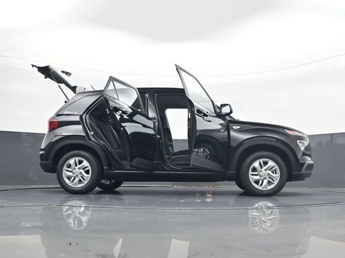 New 2026 Hyundai Venue SE FWD image 33