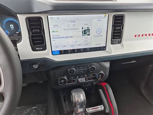 New 2026 Ford Bronco Heritage Edition AWD/4WD image 12