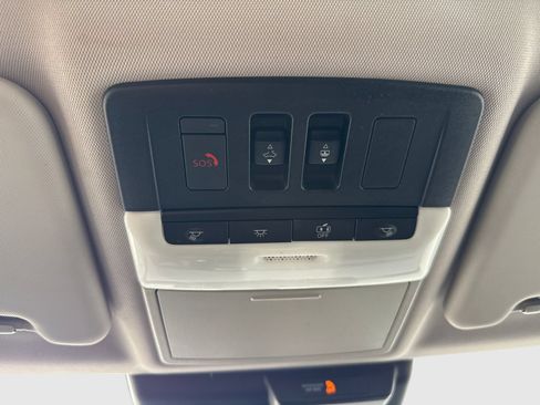Used 2023 Mitsubishi Outlander SE AWD/4WD image 33
