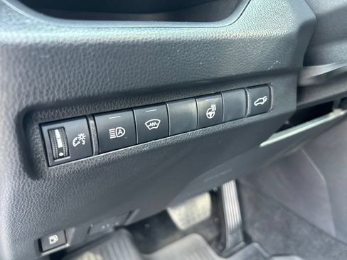 Certified 2023 Toyota RAV4 XLE Premium AWD/4WD image 29