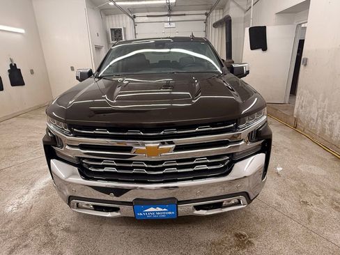 Used 2019 Chevrolet Silverado 1500 LTZ w/ Safety Package AWD/4WD image 2