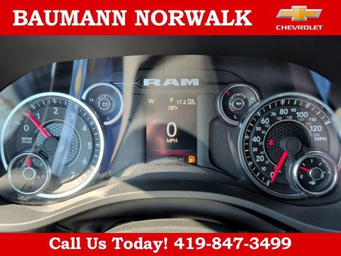 Used 2025 RAM 1500 Big Horn AWD/4WD image 25