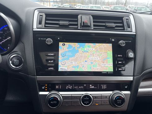 Used 2017 Subaru Outback 2.5i Touring image 22