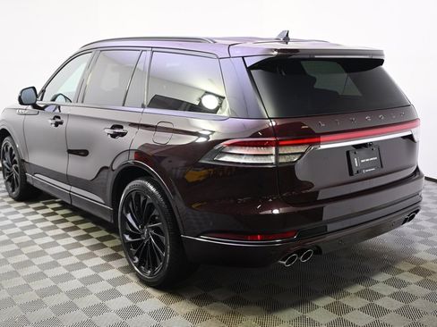 Used 2023 Lincoln Aviator Black Label w/ Jet Package image 3