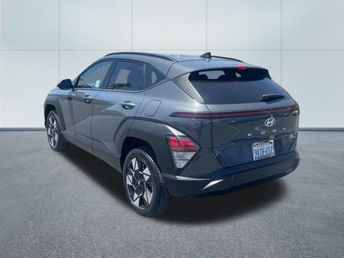 Used 2024 Hyundai Kona SEL AWD/4WD image 4
