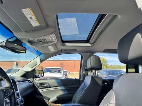 Used 2019 Chevrolet Tahoe LT image 12