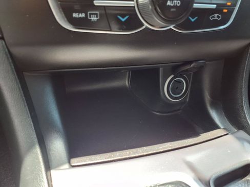 Used 2022 Dodge Charger Scat Pack w/ Plus Group RWD image 13