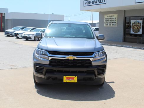 Used 2022 Chevrolet Colorado W/T AWD/4WD image 12