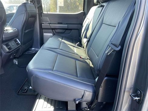 New 2025 Ford F150 Lariat w/ Equipment Group 501A Mid image 27