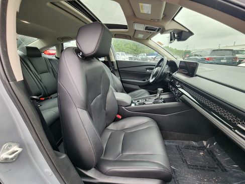 Certified 2025 Honda Accord Touring image 12
