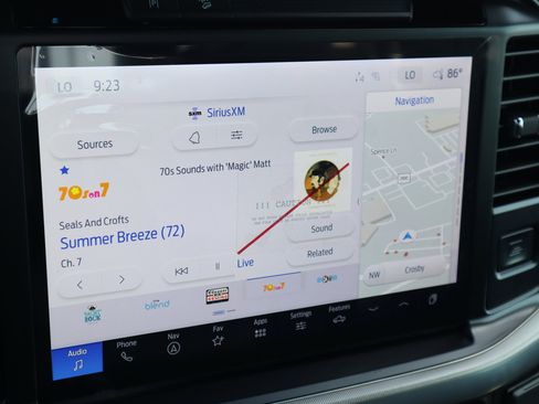 New 2025 Ford F150 Lariat w/ Equipment Group 501A Mid image 24