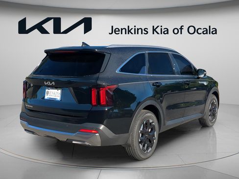 New 2026 Kia Sorento S w/ S Panoramic Sunroof Package image 3