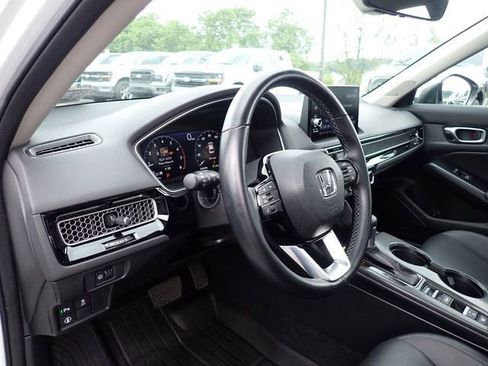 Used 2024 Honda Civic Touring image 15