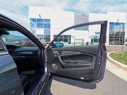 Used 2016 Honda Accord Touring image 41