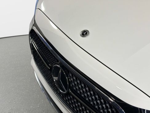 Used 2026 Mercedes-Benz E 350 4MATIC Sedan image 10