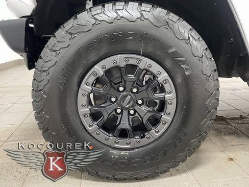 New 2025 Ford Bronco Raptor image 7