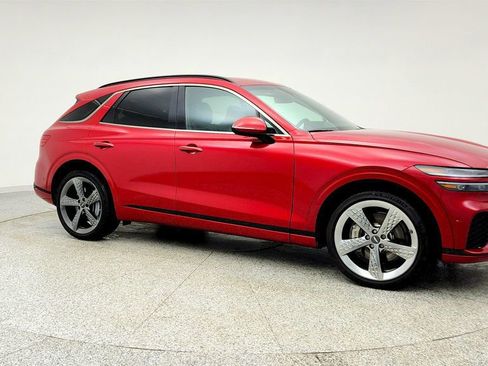 Used 2024 Genesis GV70 2.5T w/ Sport Prestige Package AWD/4WD image 3