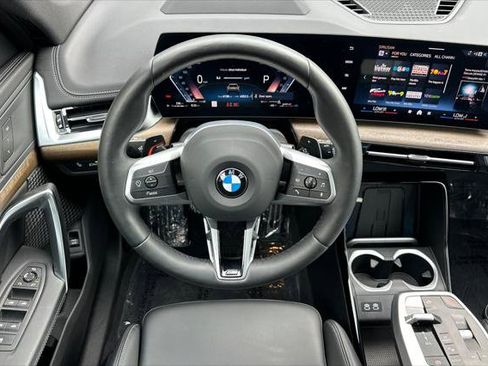 Used 2025 BMW X1 xDrive28i w/ Technology Package image 13