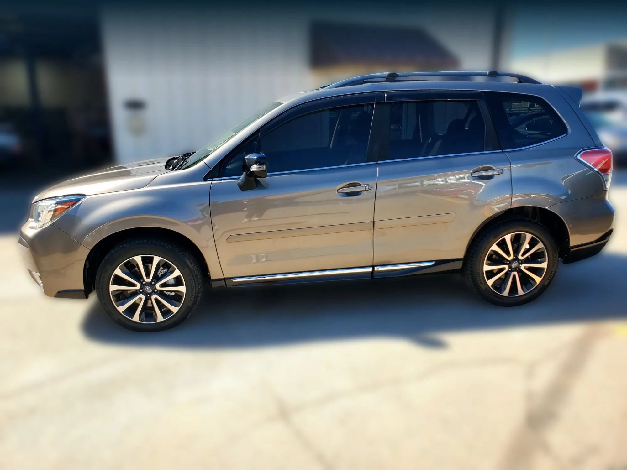 Used 2017 Subaru Forester 2.0XT Touring AWD/4WD image 7
