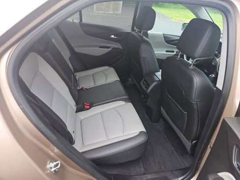 Used 2018 Chevrolet Equinox Premier AWD/4WD image 28