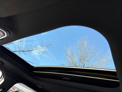 Certified 2023 Jeep Grand Cherokee L Laredo image 5