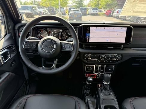 New 2026 Jeep Wrangler Unlimited Rubicon AWD/4WD image 18