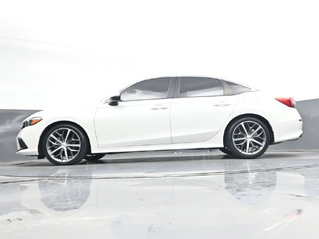 Used 2023 Honda Civic Touring image 34