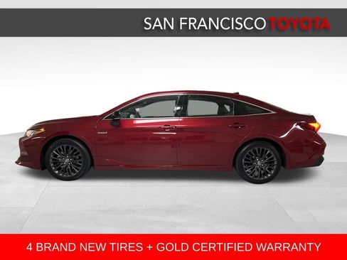 Certified 2021 Toyota Avalon XSE image 2