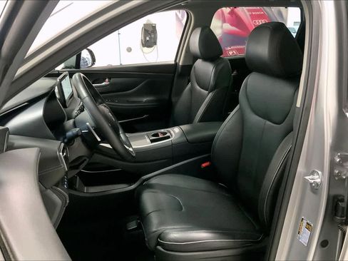 Used 2023 Hyundai Santa Fe Limited w/ Cargo Package image 10