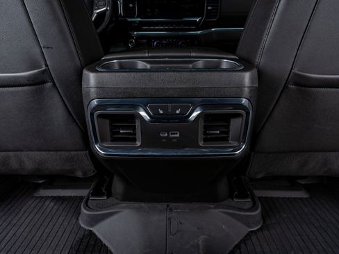 Used 2025 Chevrolet Silverado 2500 LTZ w/ LTZ Premium Package AWD/4WD image 28