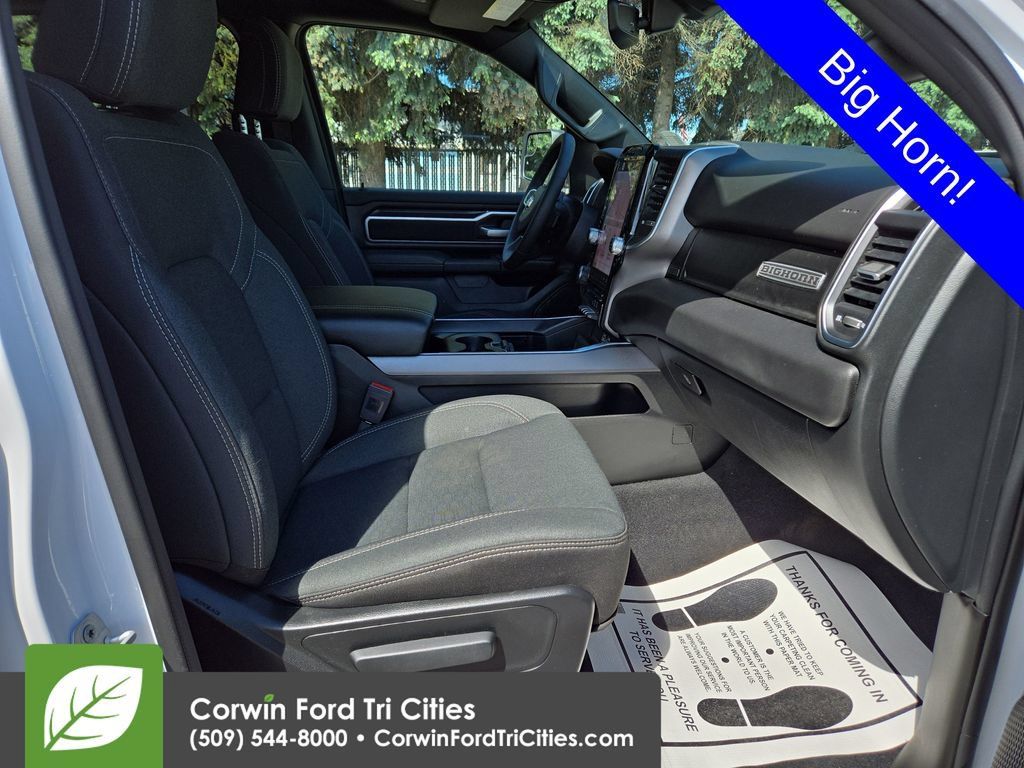Used 2026 RAM 1500 Big Horn AWD/4WD image 32