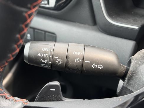 Used 2025 Honda Pilot Sport image 26