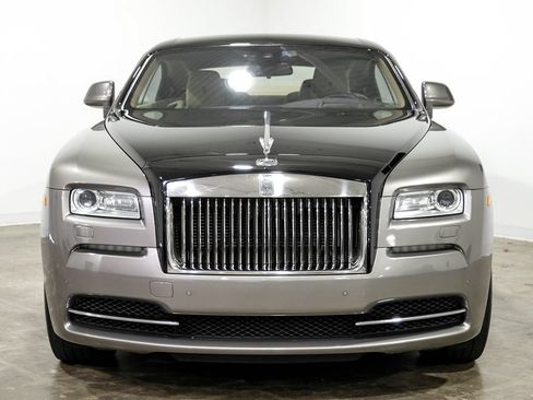 Used 2016 Rolls-Royce Wraith RWD image 5